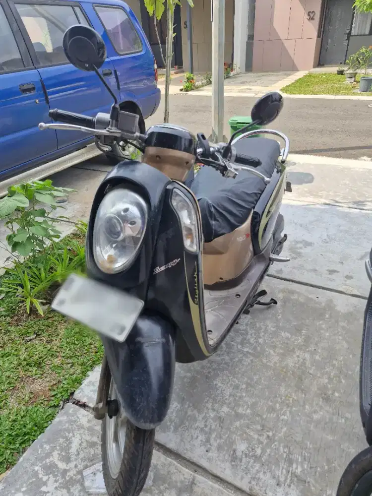 Jual Motor Honda Scoopy MURAH 2014 BAGUS KM 10rb