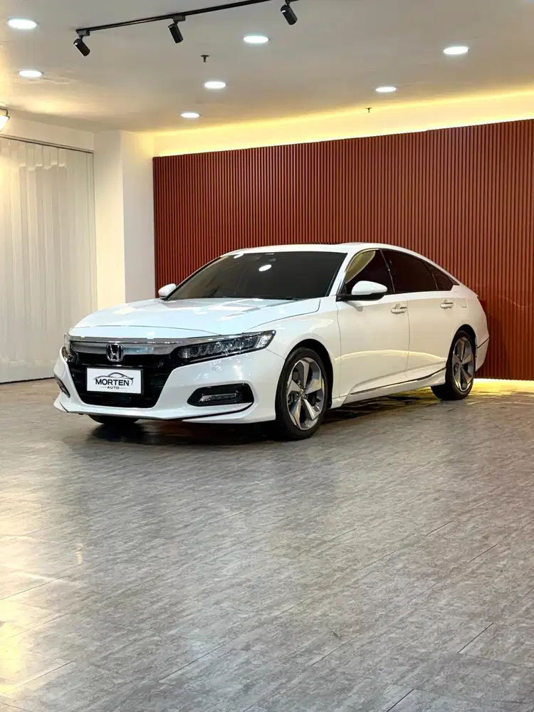 Honda Accord 1.5 TC EL Sensing CVT