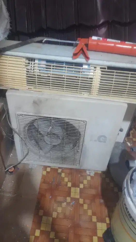 Menerima jual beli barang bekas