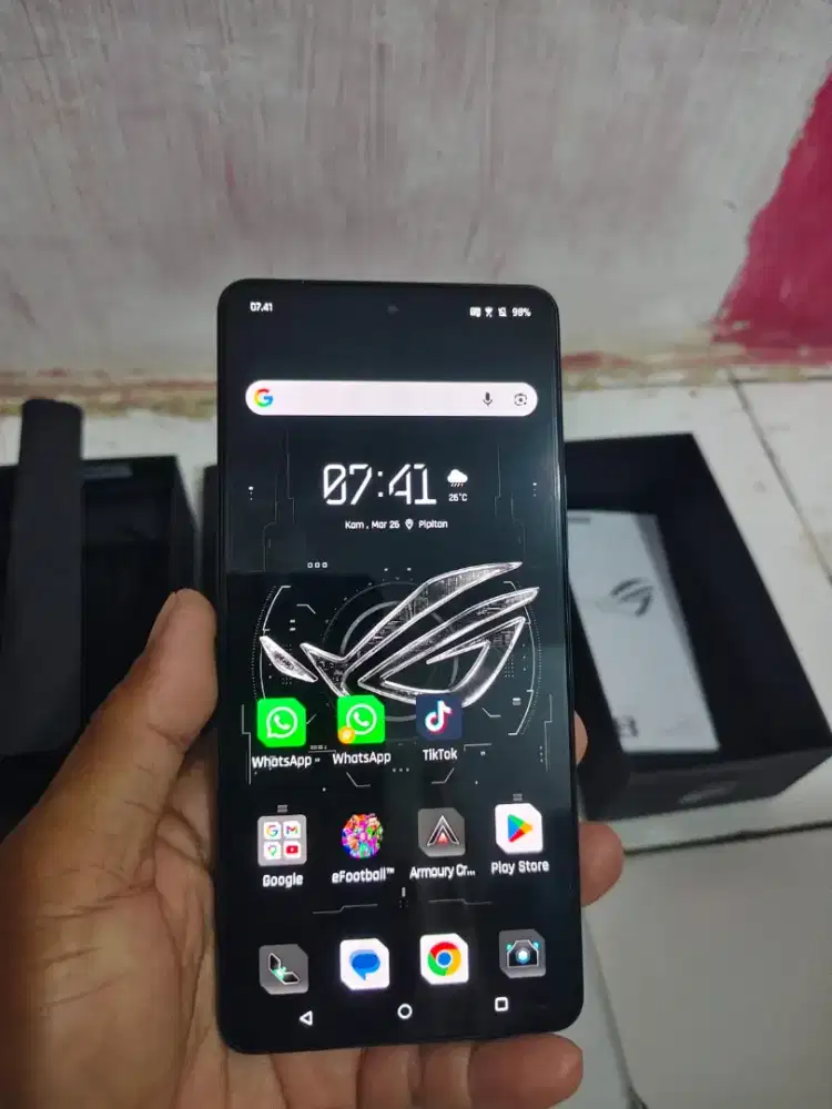 Asus rog phone 8 12/256 GB