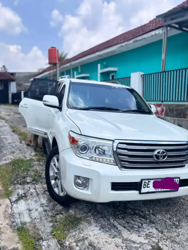 Land cruiser UK version