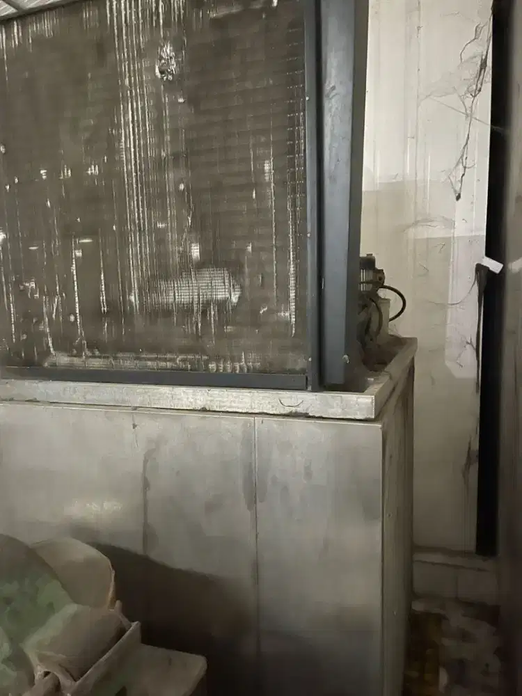 Menerima jual beli barang bekas