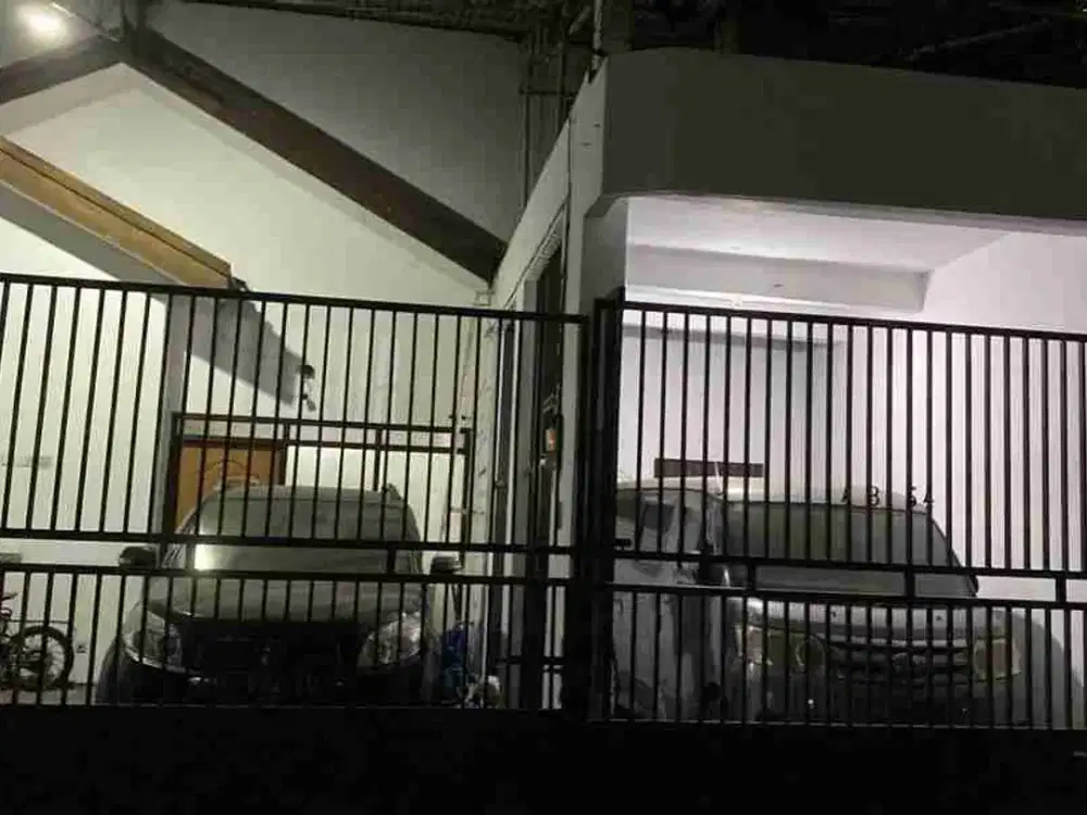 SEWA RUMAH KLAMPIS SEMOLO TIMUR UTK TEMPAT TINGGAL, KANTOR