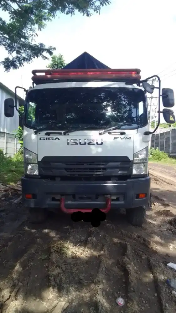 Truk isuzu giga tronton Fvm 34 u 2022