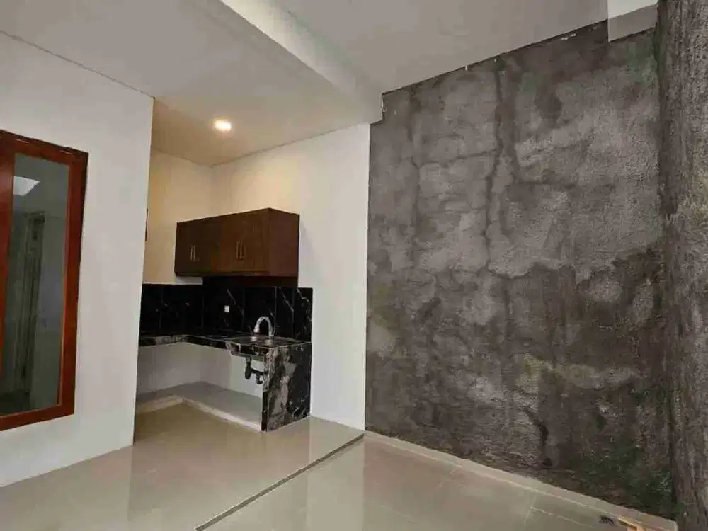 RUMAH MEWAH BLIMBING DEKAT SUHAT SIAP HUNI