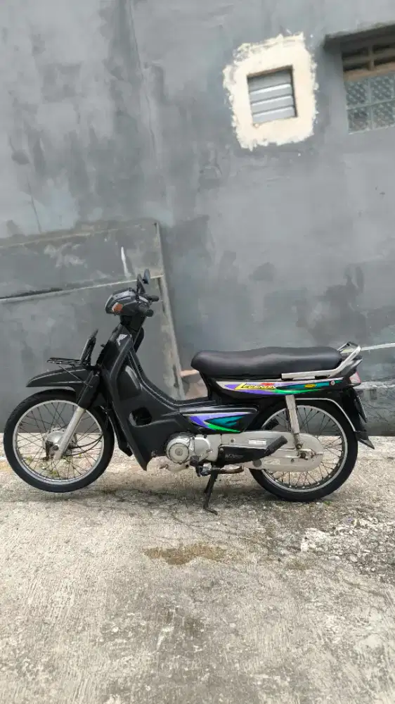 Astrea legenda 2002