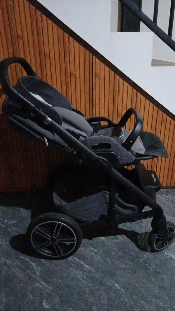 Stroller Nuna free carseat