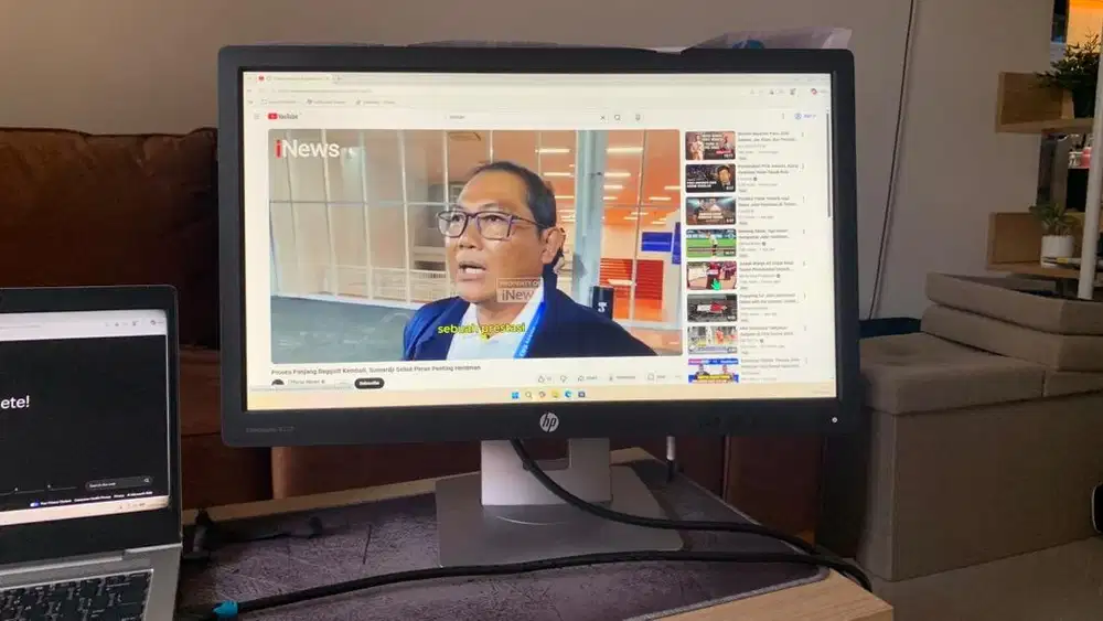 MONITOR HP E222 21.5 INCH SEPERTI BARU !