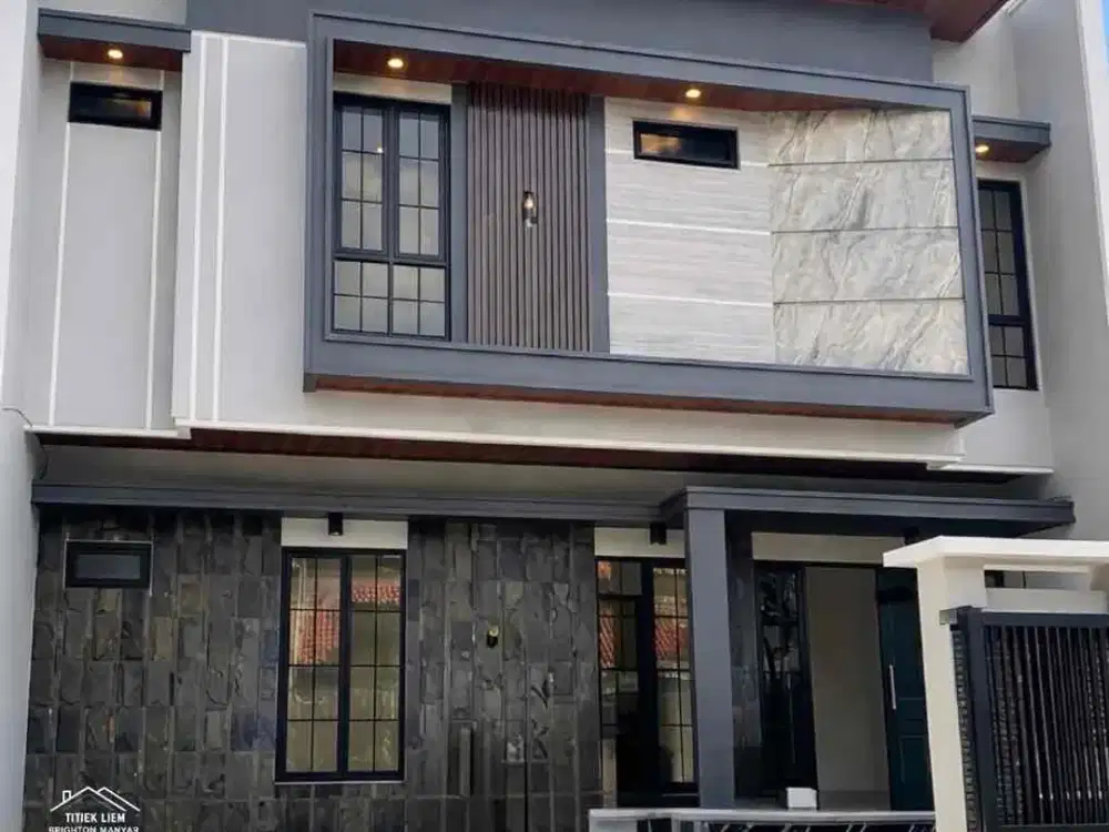 Manyar Jaya row 3 mobil dkt Klampis Wisma Mukti Kertajaya Indah