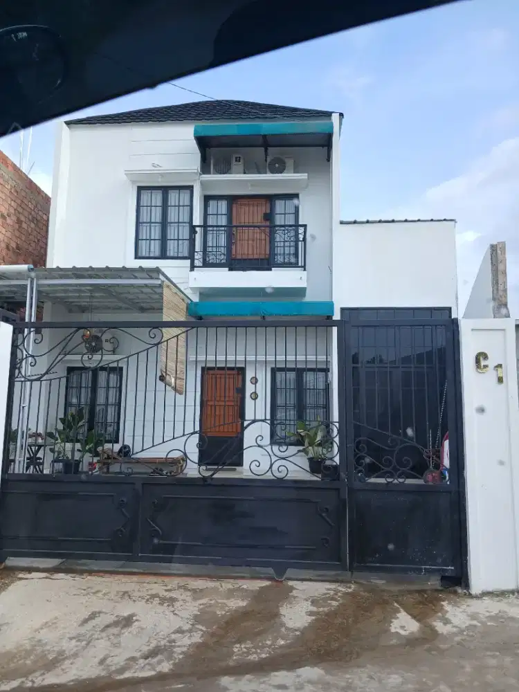 Jual rumah exlusive ,minimalis