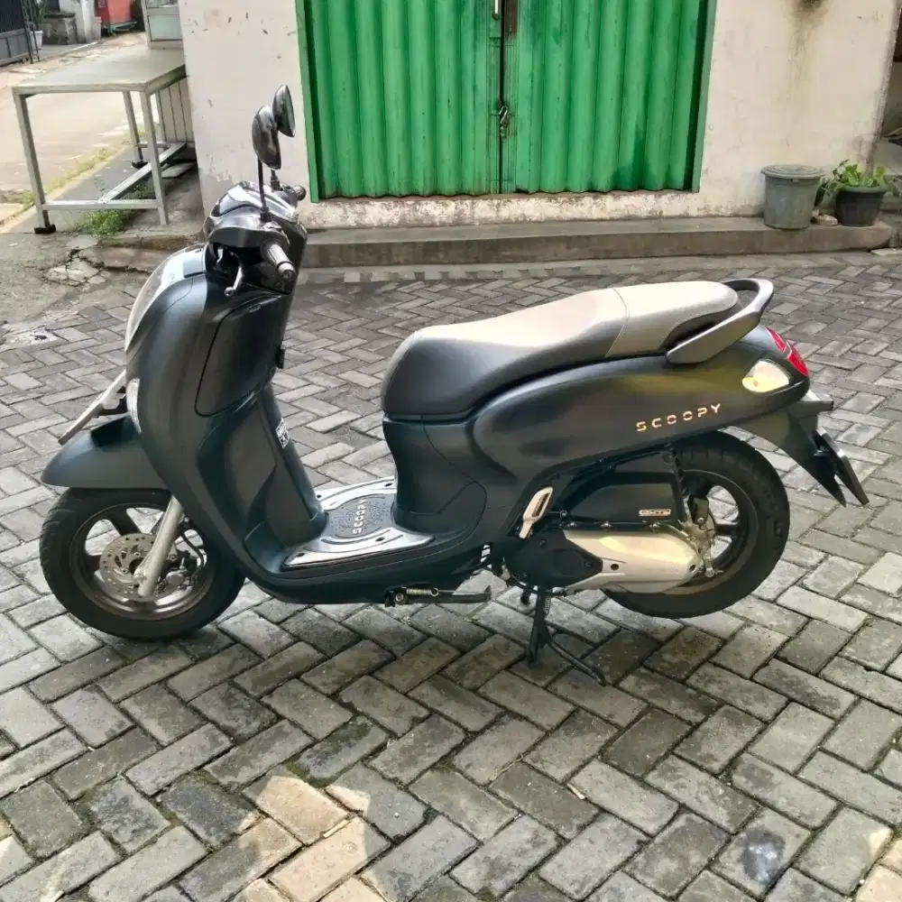 Scoopy new model keyless