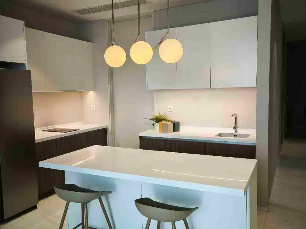 BRAND NEW EXCLUSIVE UNIT WITH PRIVATE LIFT SAUMATA SUITES ALAM SUTERA