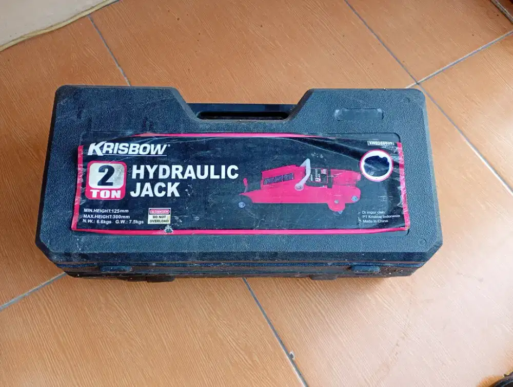 Dongkrak mobil merk krisbow 2 ton