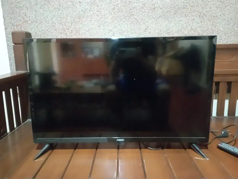 LED TV AQUA 32 - Mulus Jarang Pakai