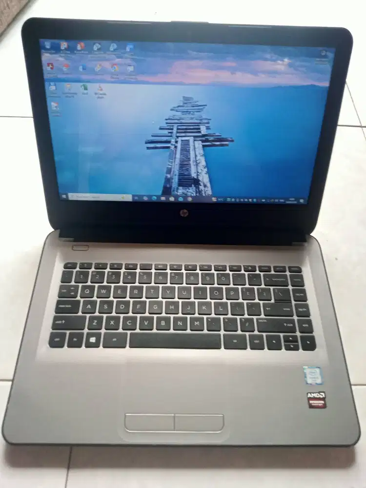 hp 14 / Core i5 Gen-6 / Radeon R5 M430 / SSD 256Gb / 4Gb / 2-3Jam /TAS