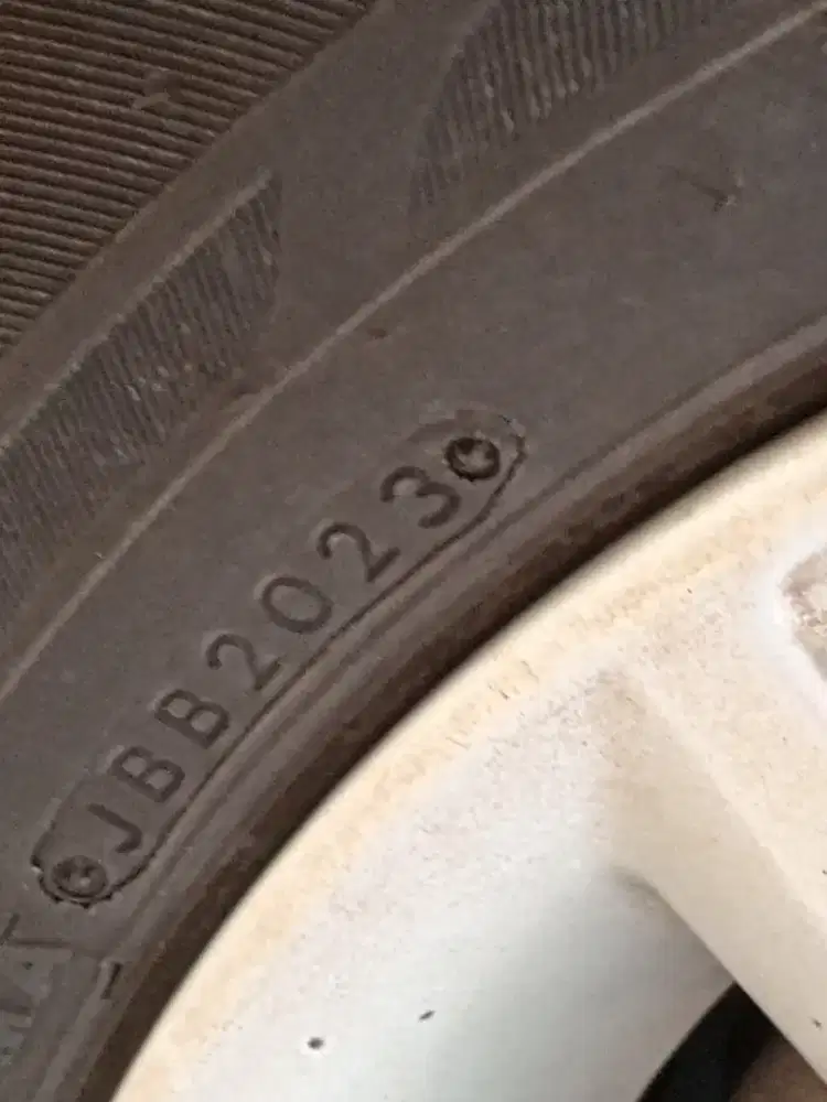 Bridgestine Ecopia 205 65 R16