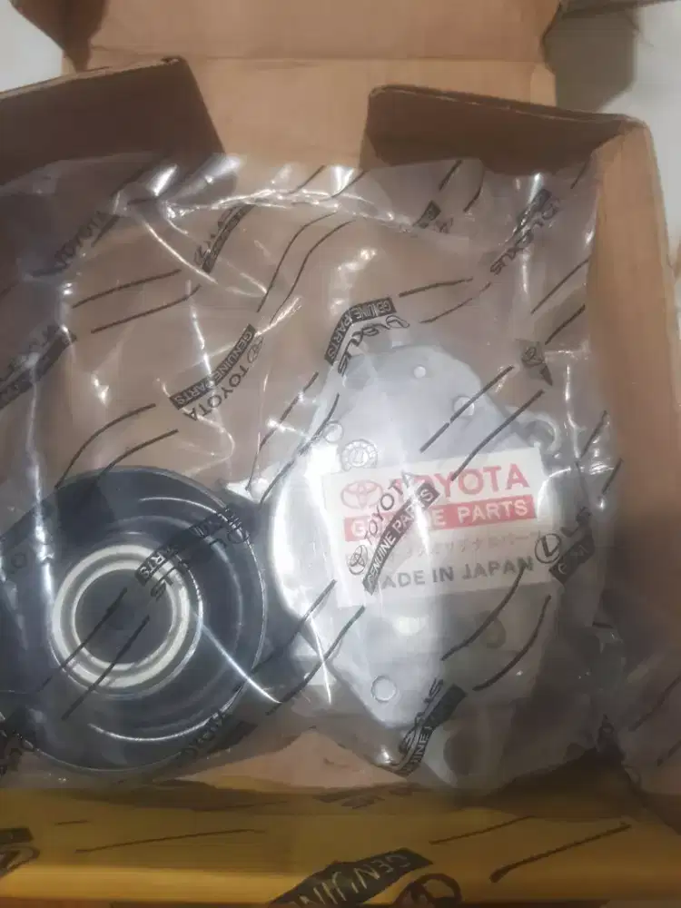 Tensioner v belt Toyota sienta