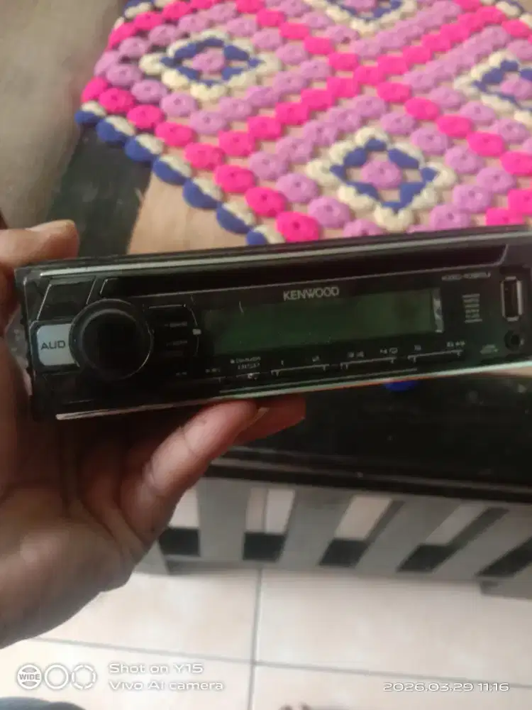 Jual. Tave Kenwood model DVD dah bisa usb