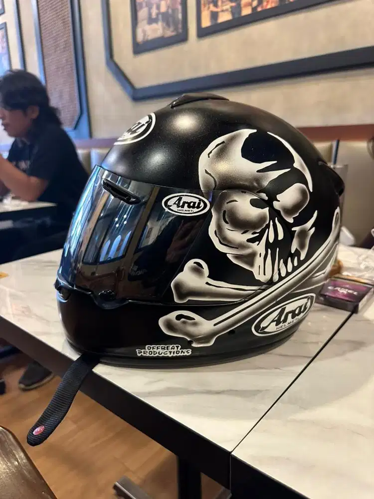 Helm Arai Vector original murah