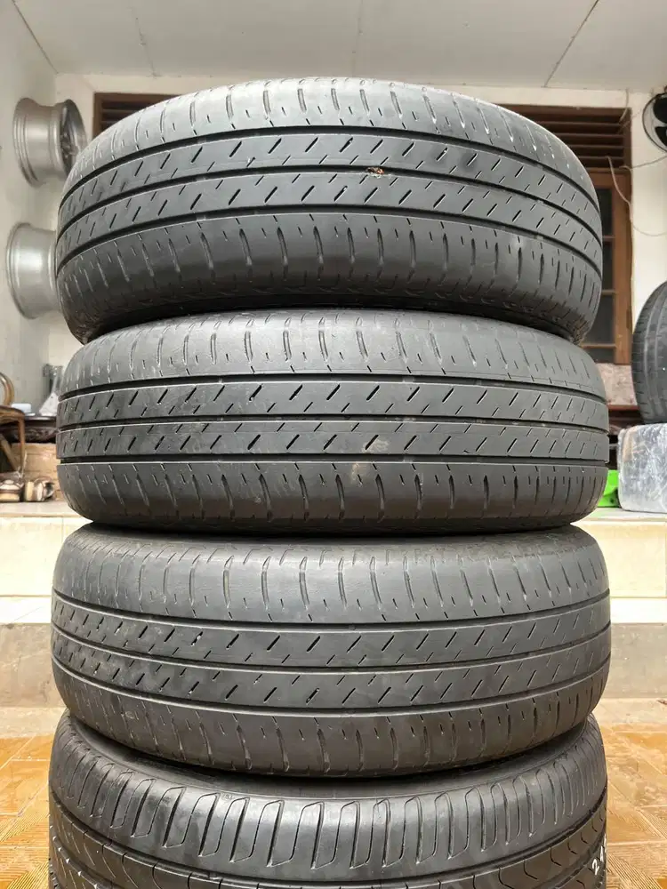 Ban Bridgestone Ecopia EP150  205 65 r16  3Pcs