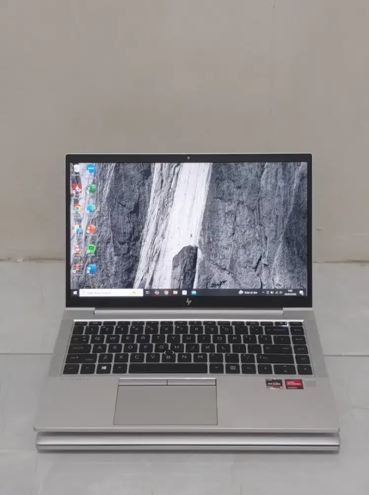 Dijual cepat laptop hp elitebook 845 g7 ryzen 3 pro slim stylish