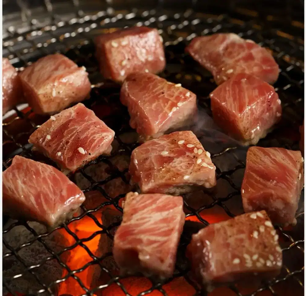 Lowongan kerja kasir dan waiters