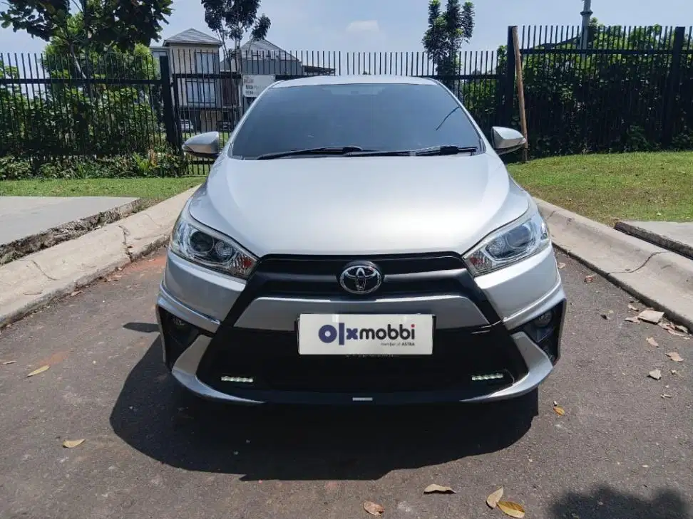 LOW DP Toyota Yaris 1.5 TRD Sportivo Bensin-AT 2017 WYV
