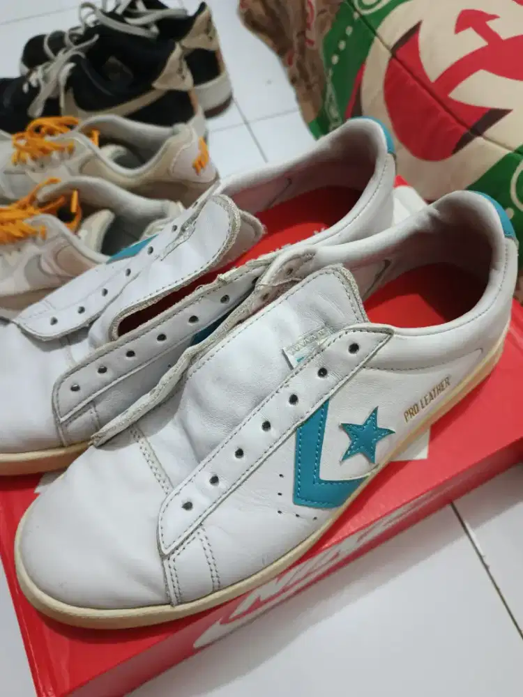 Sepatu Converse Bekas