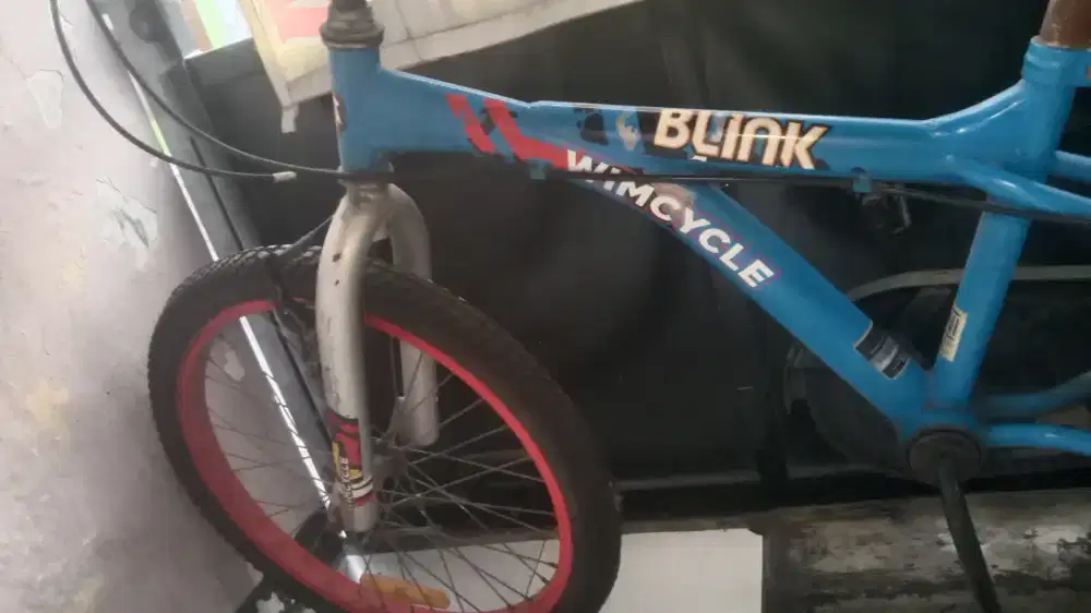 Jual sepeda anak uk.20 wimcycle masih bagus