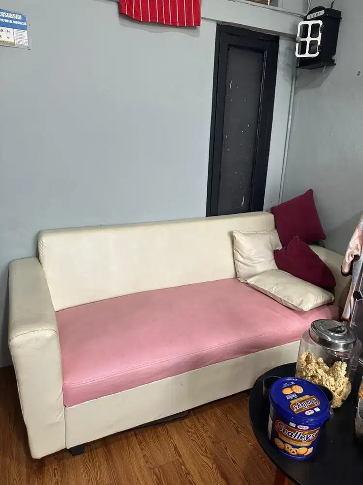 Sofa 3 ster kulit