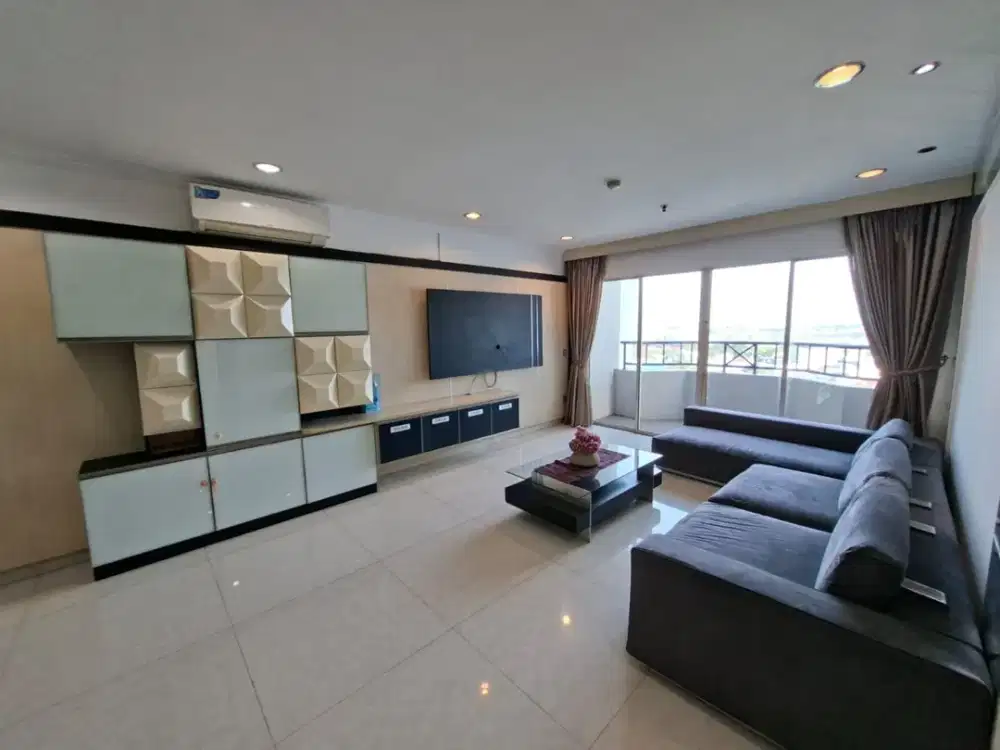 Menara Marina Pantai Mutiara Lantai Sedang View City