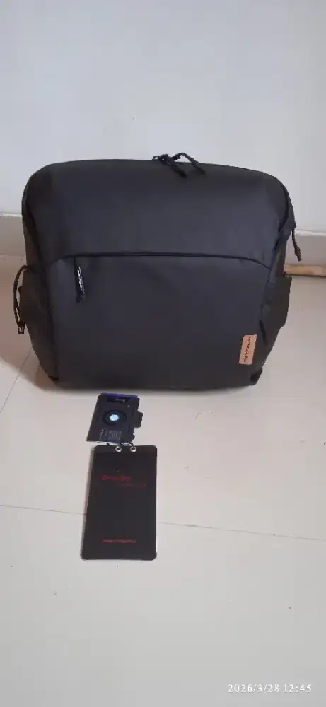 Tas kamera merek PGYTECH