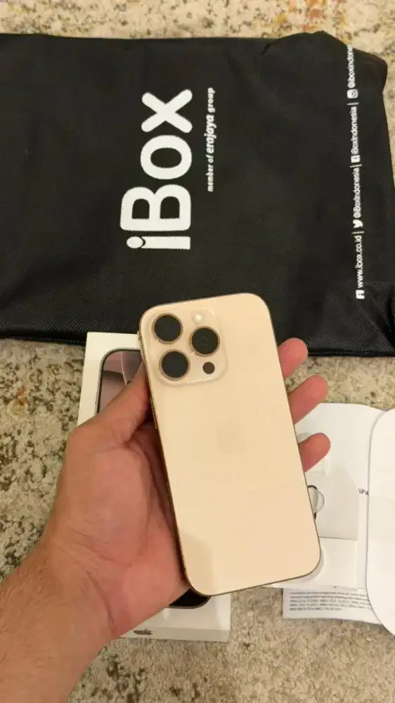iPhone 16 pro Ibox