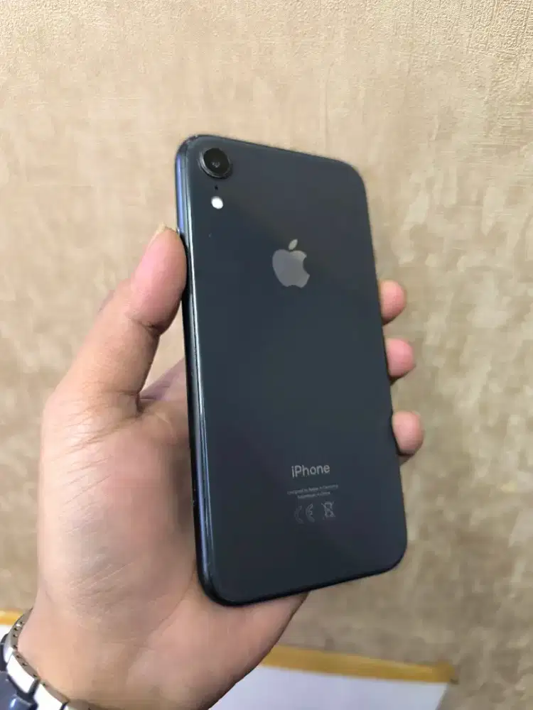 iPhone XR 64GB black