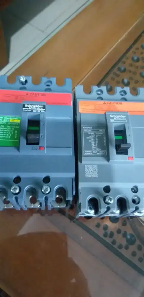 Dijual MCCB 40 Ampere schenider EazyPact EZC 100