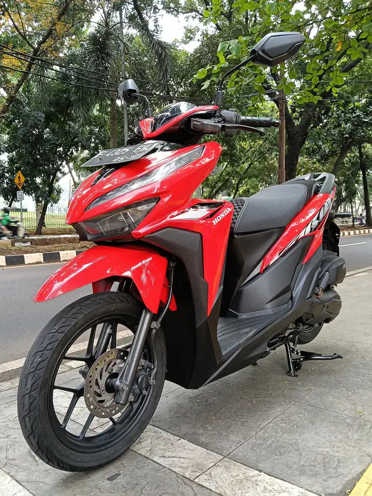 DP MINIM 1.300 CASH KREDIT HONDA VARIO 125 CBS FI THN 2022 PAJAK IDUP