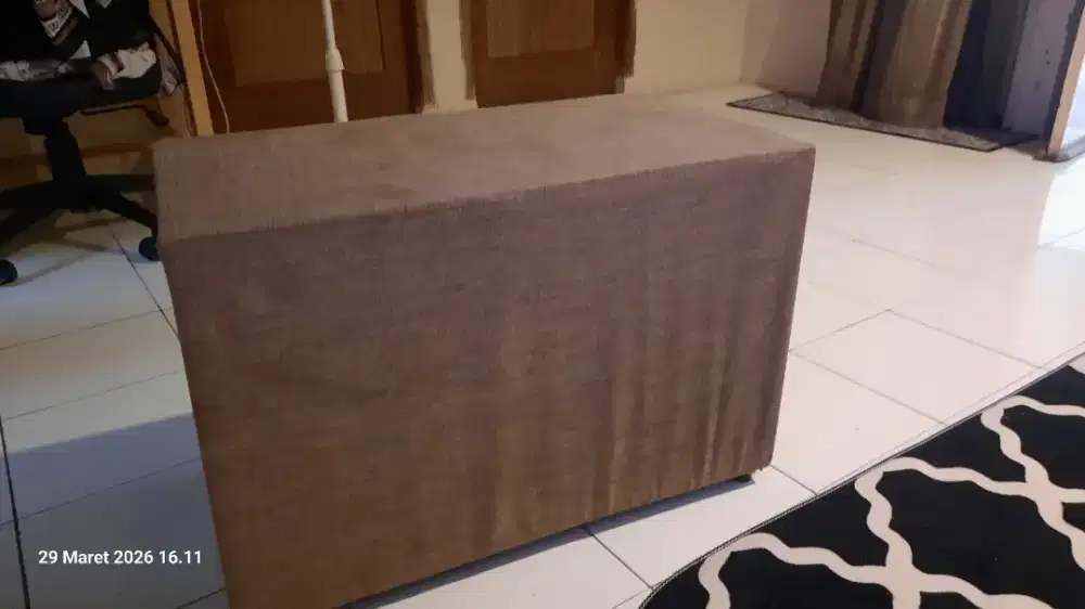 Meja tamu kecil, bahan kain kanvas