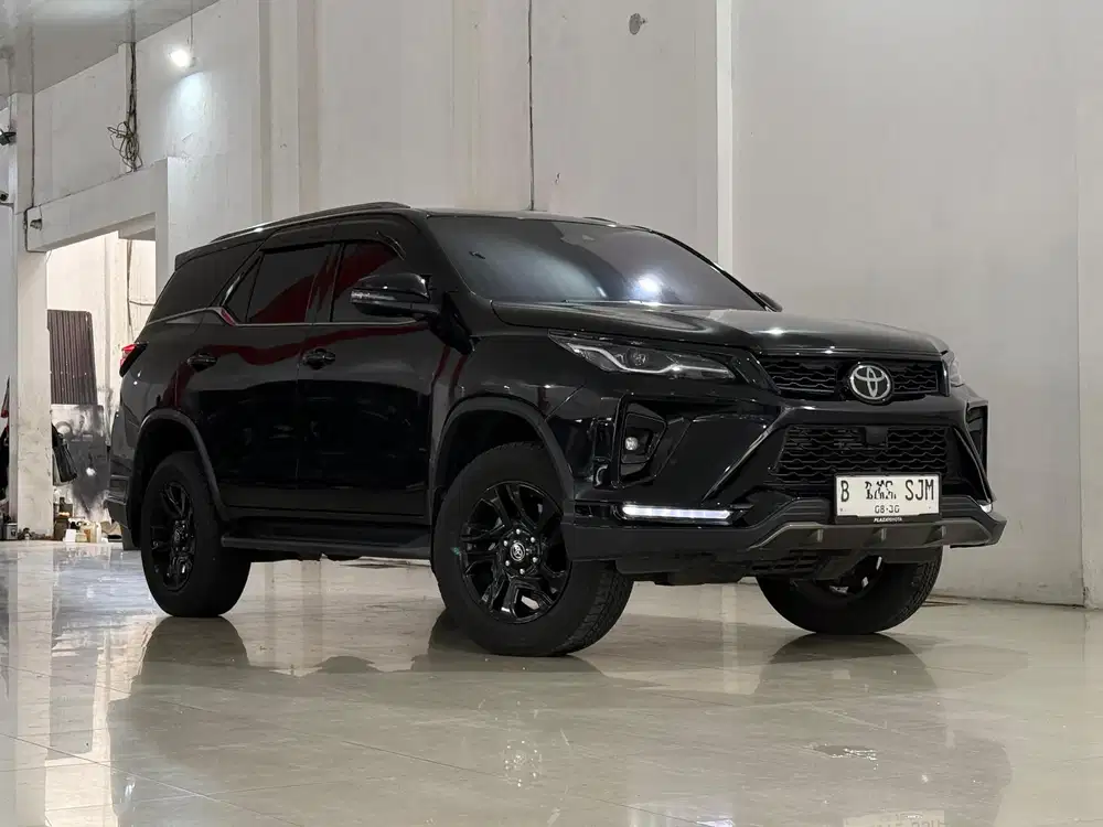 FORTUNER 2.8 GR SPORT LAGENDER 2025 LIKE NEW