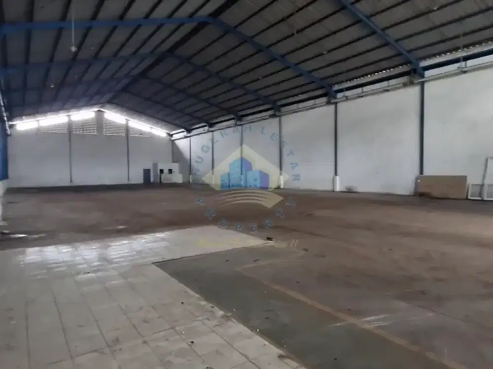 DISEWAKAN EXLUSIVE GUDANG -  Cikande,Jl raya Pantura - Serang, Banten
