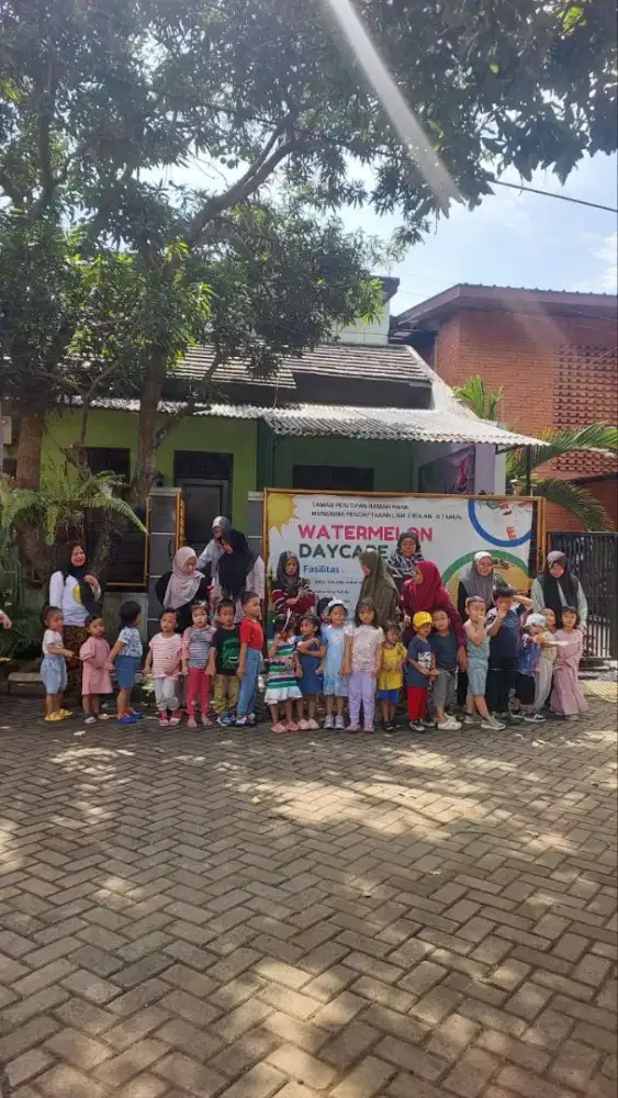 PENGASUH ANAK DAYCARE