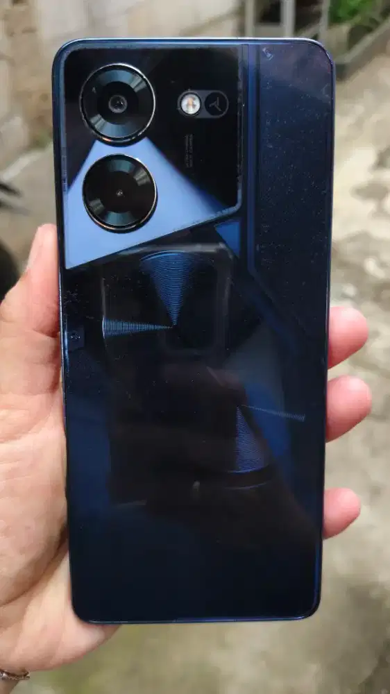 Tecno Pova 5 pro 5g  ram 8+8/256