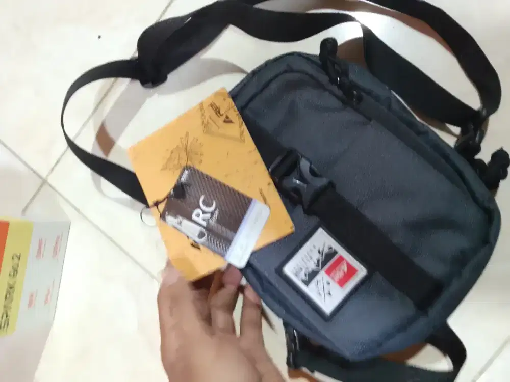 Dijual tas selempang original Rei masih baru
