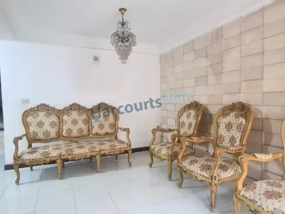 Rumah Strategis, LT 198, Jl Cempaka Putih Barat Xix, Jakarta Timur