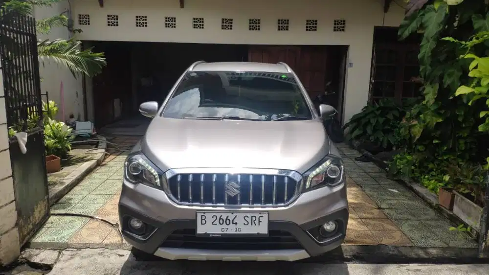 Suzuki SX4 S-CROSS 2019 Abu Muda Metalik AT