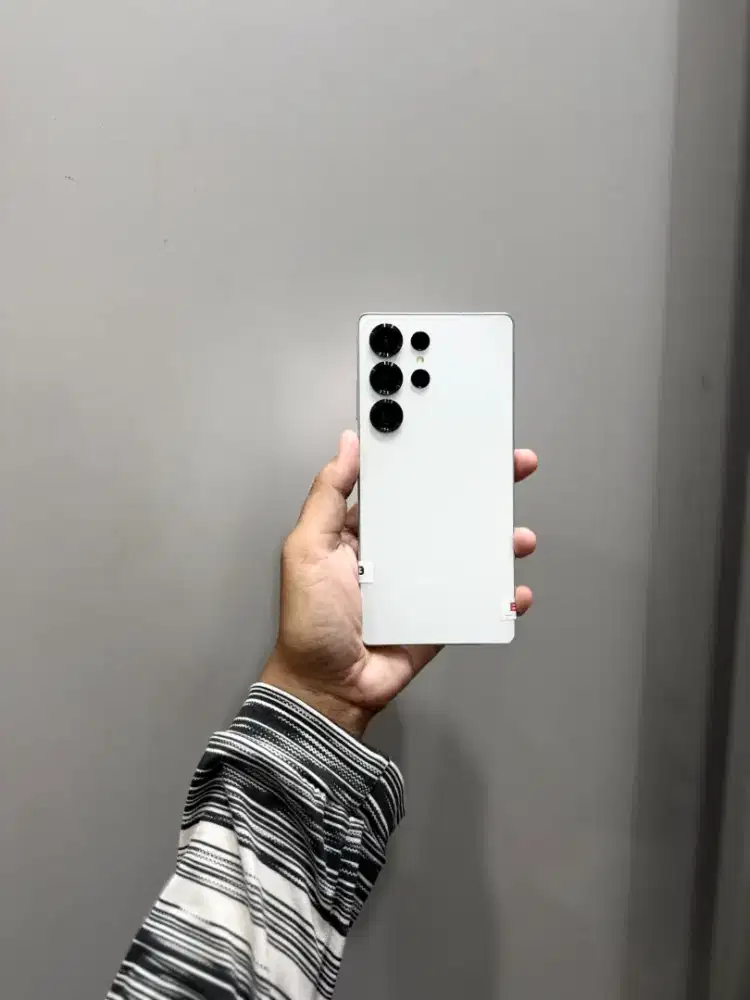 SAMSUNG S25 ULTRA 12/512GB SECOND SEIN FULLSET