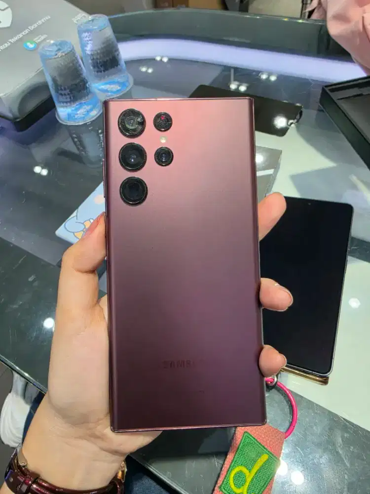Samsung S22 ultra 12/256 gb burgundy