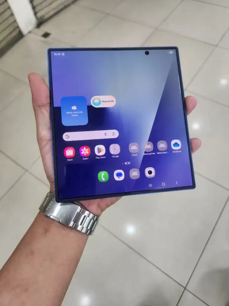 Samsung z fold 7 12/512 like New tanpa minus