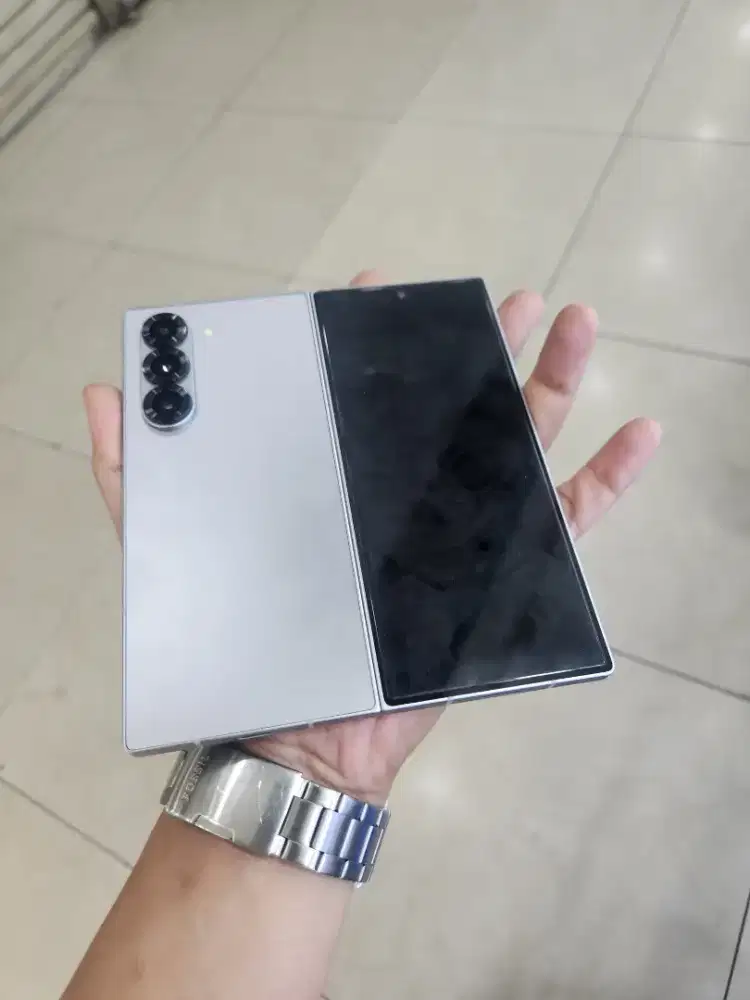 Samsung z fold 6 12/256 jaringan 5G resmi Indonesia