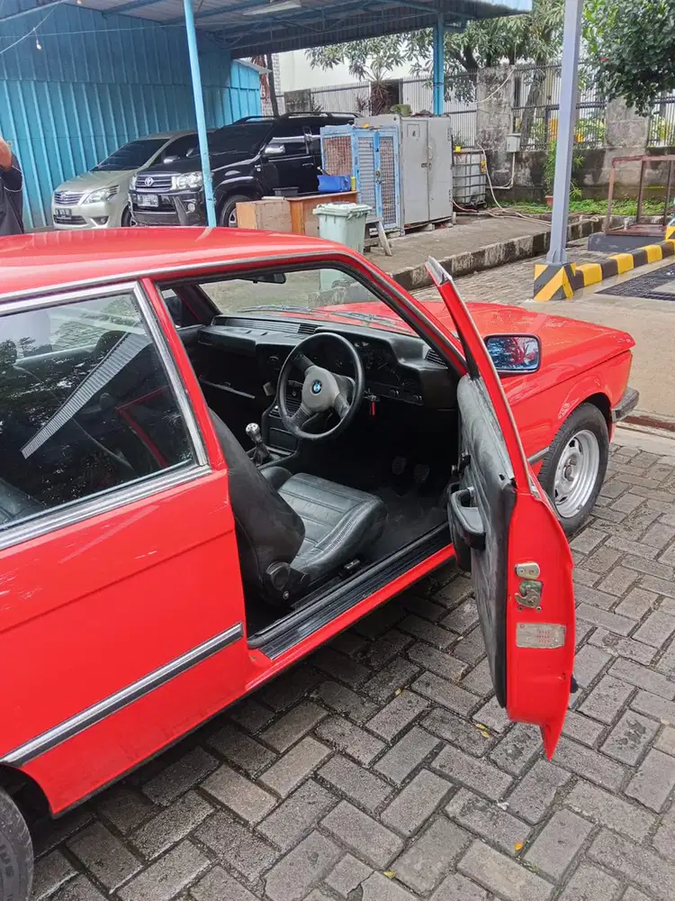 BMW E21 323i RARE