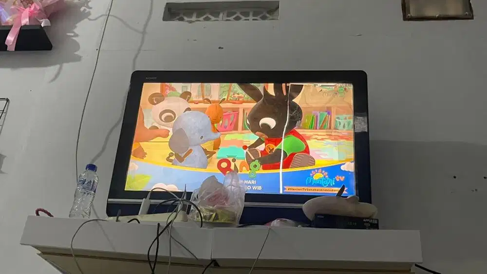 TV SHARP type AQUOS 32 inch